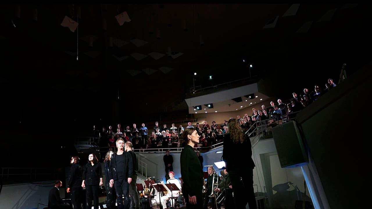 EISLER / PROKOLL - Artemis Chalkidou und Ensemble, Symphonieorchester Persimfans, Großer gemischter Chor